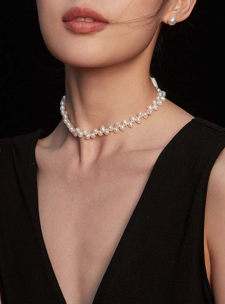 Lilyvot Jewelry Adela Dainty Pearl Beaded Choker Necklace_2