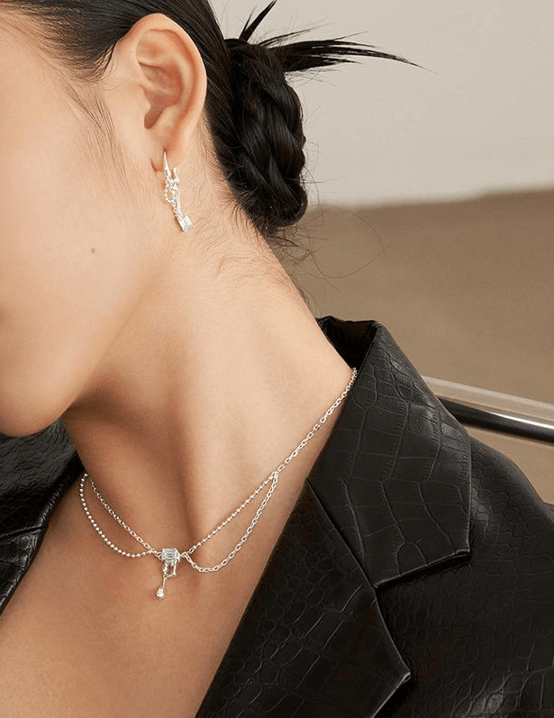 Lilyvot Jewelry Allie Bule Topaz Statement Necklace_2