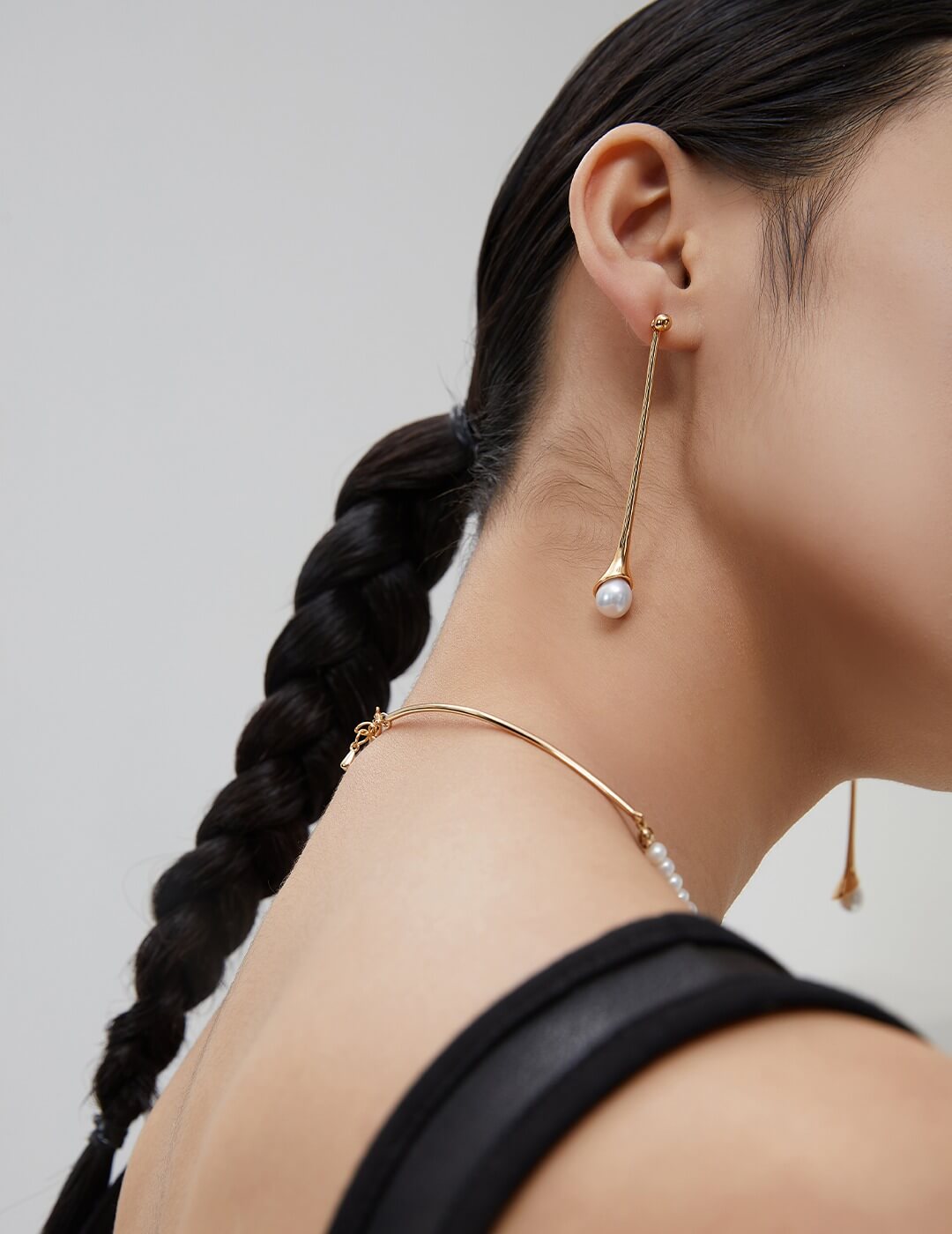 Lilyvot Jewelry Bess Elegant Long Pearl Drop Earrings_2