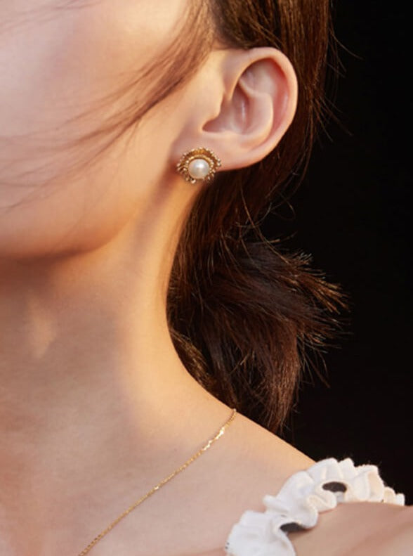 Lilyvot Jewelry Dasiy Freshwater Pearl Chamomile Flower Stud Earrings_2