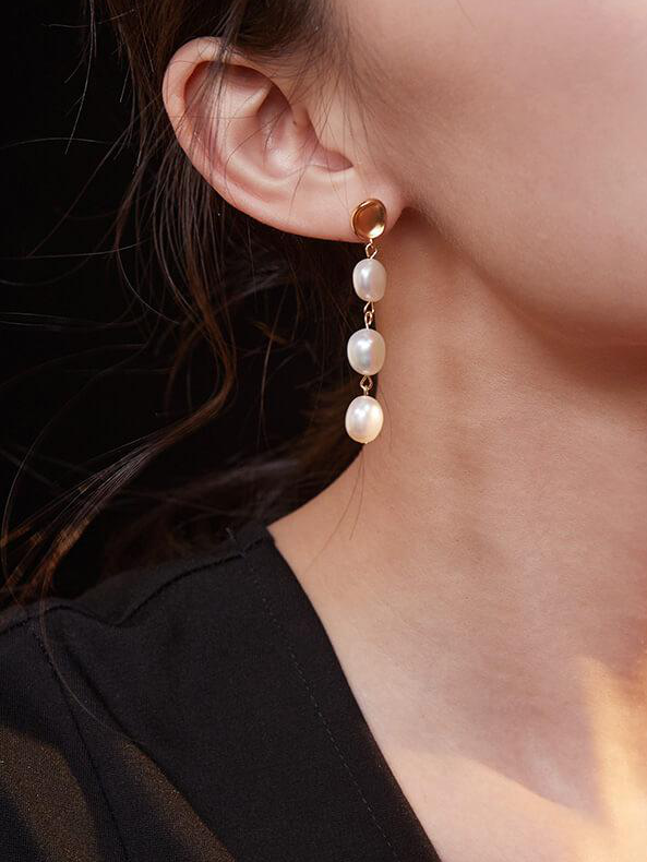 Lilyvot Jewelry Eva Long Baroque Pearls Dangle Earrings_1