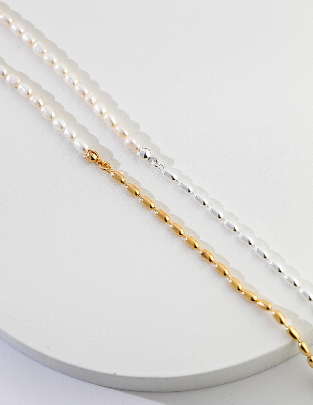 Lilyvot Jewelry Fanny Minimalist Rice Bead Chain Asymmetric Necklace_1