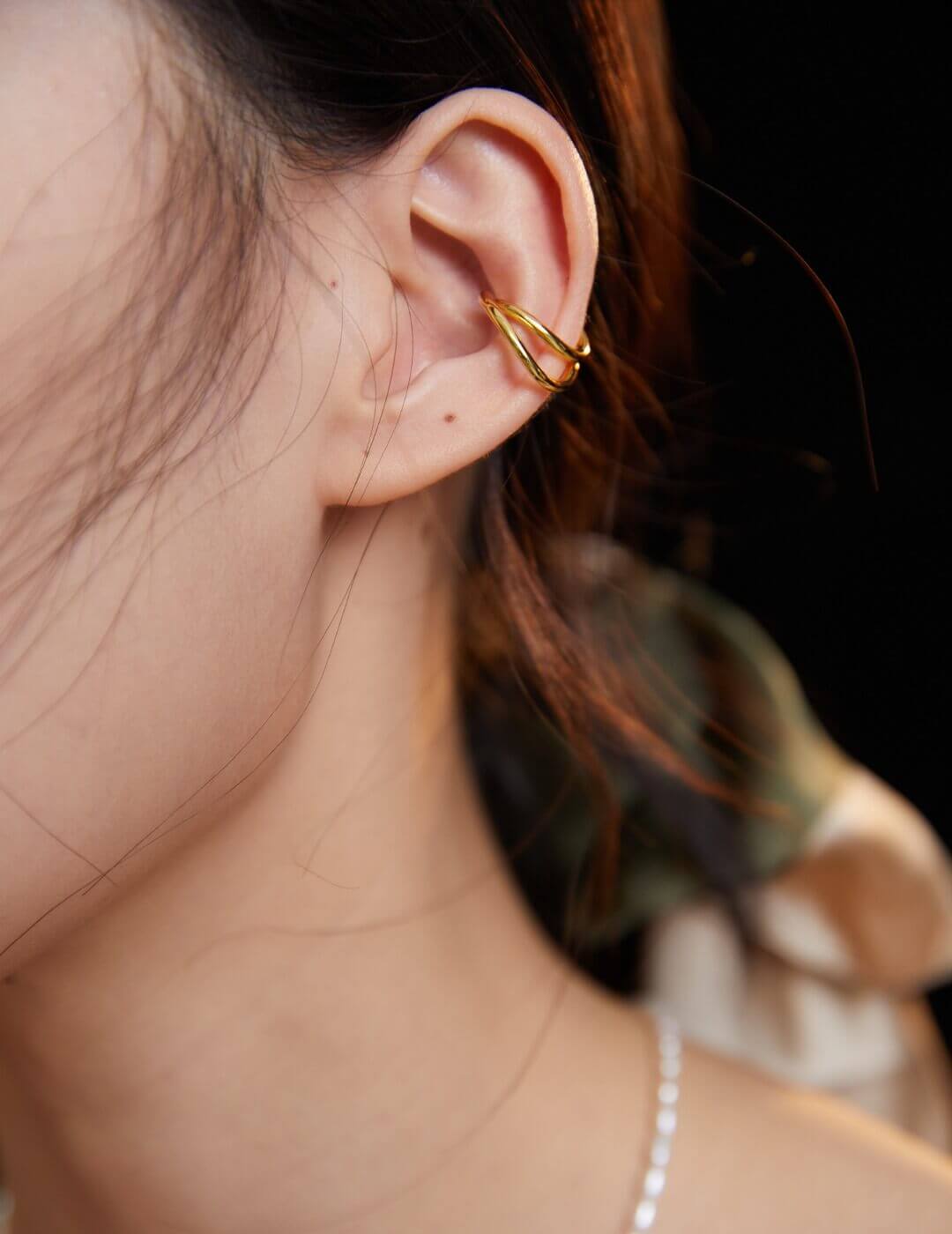 Lilyvot Jewelry Hazel Minimalist Double Wire Ear Cuff_1