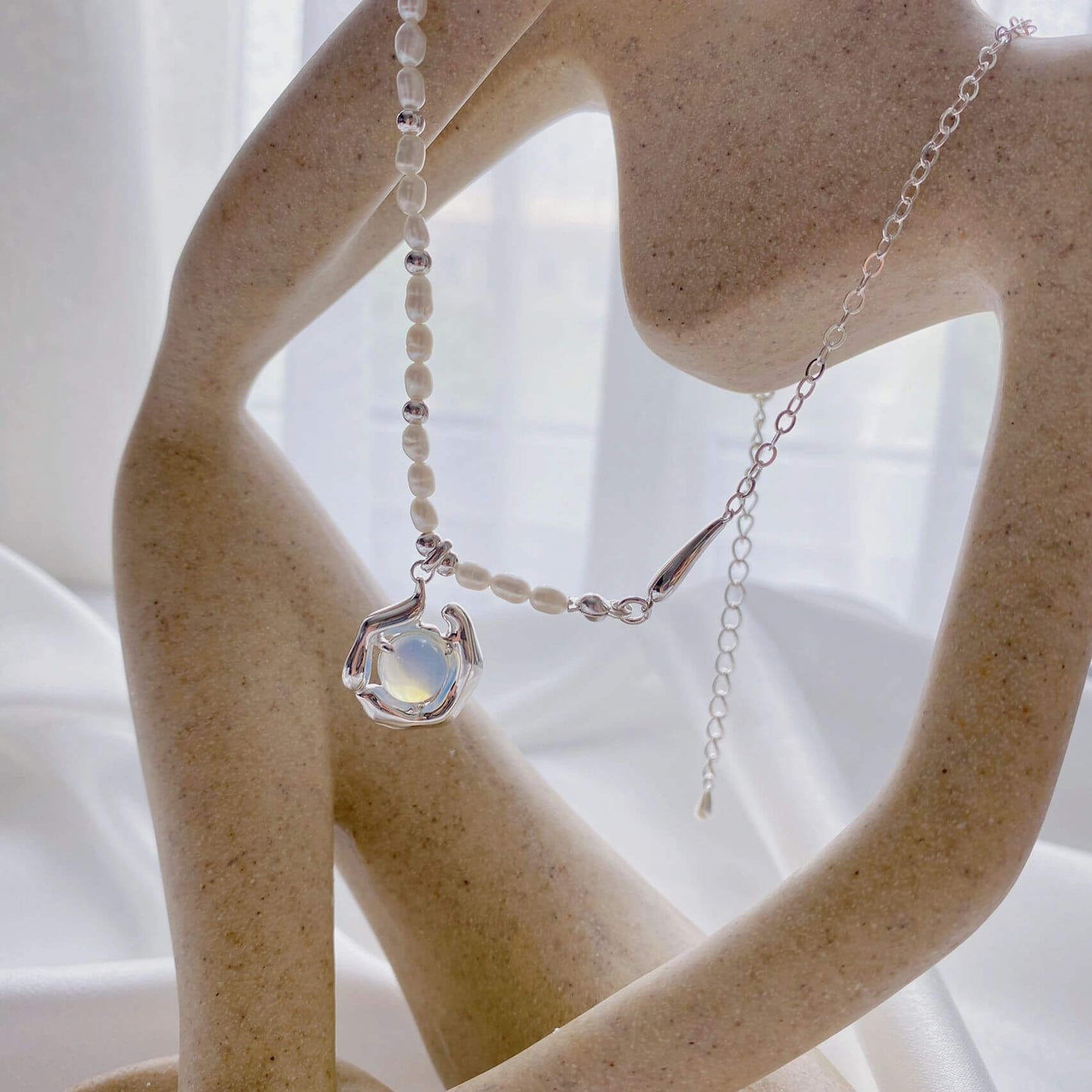 Freshwater Pearl Moonstone Necklace