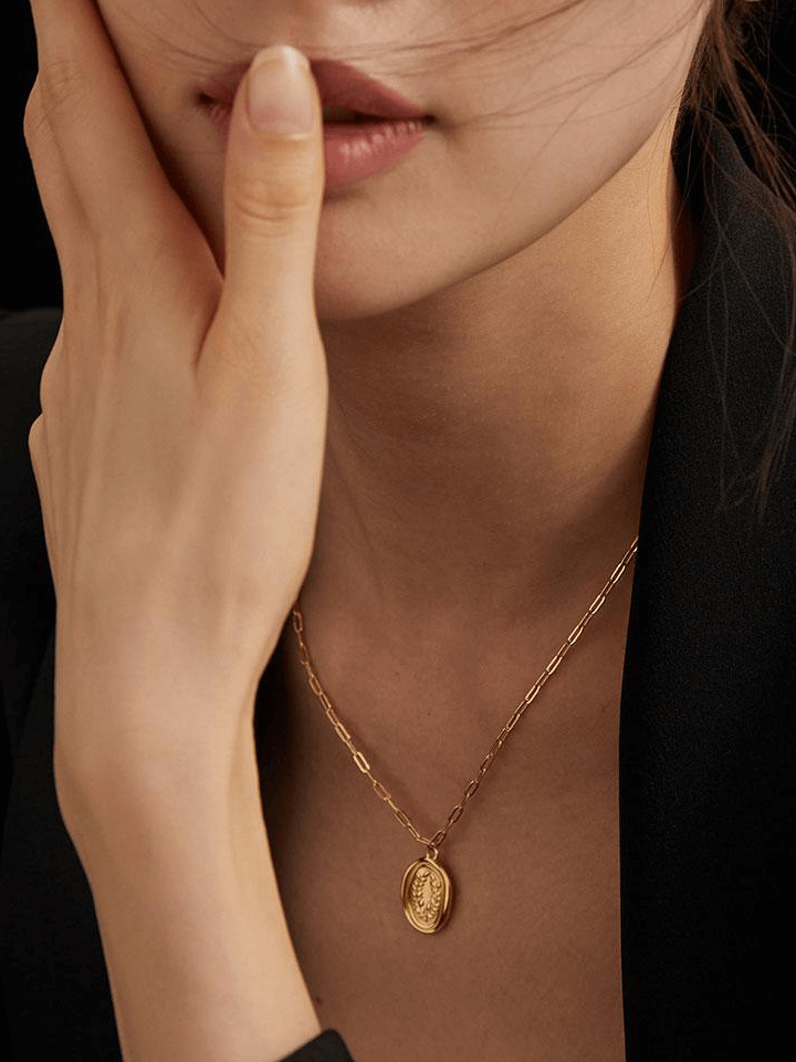 Lilyvot Jewelry Lucy Wheat Wax Seal Pendant Necklace_2