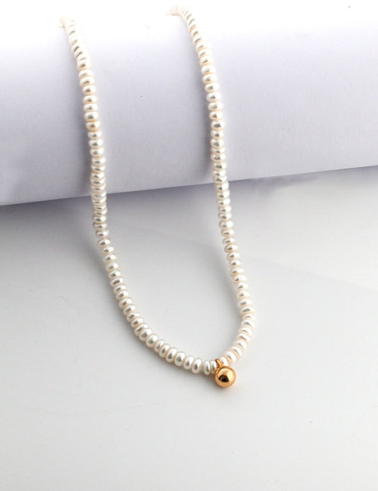 Lilyvot Jewelry Maria Dainty Pearl Beaded Necklace_0