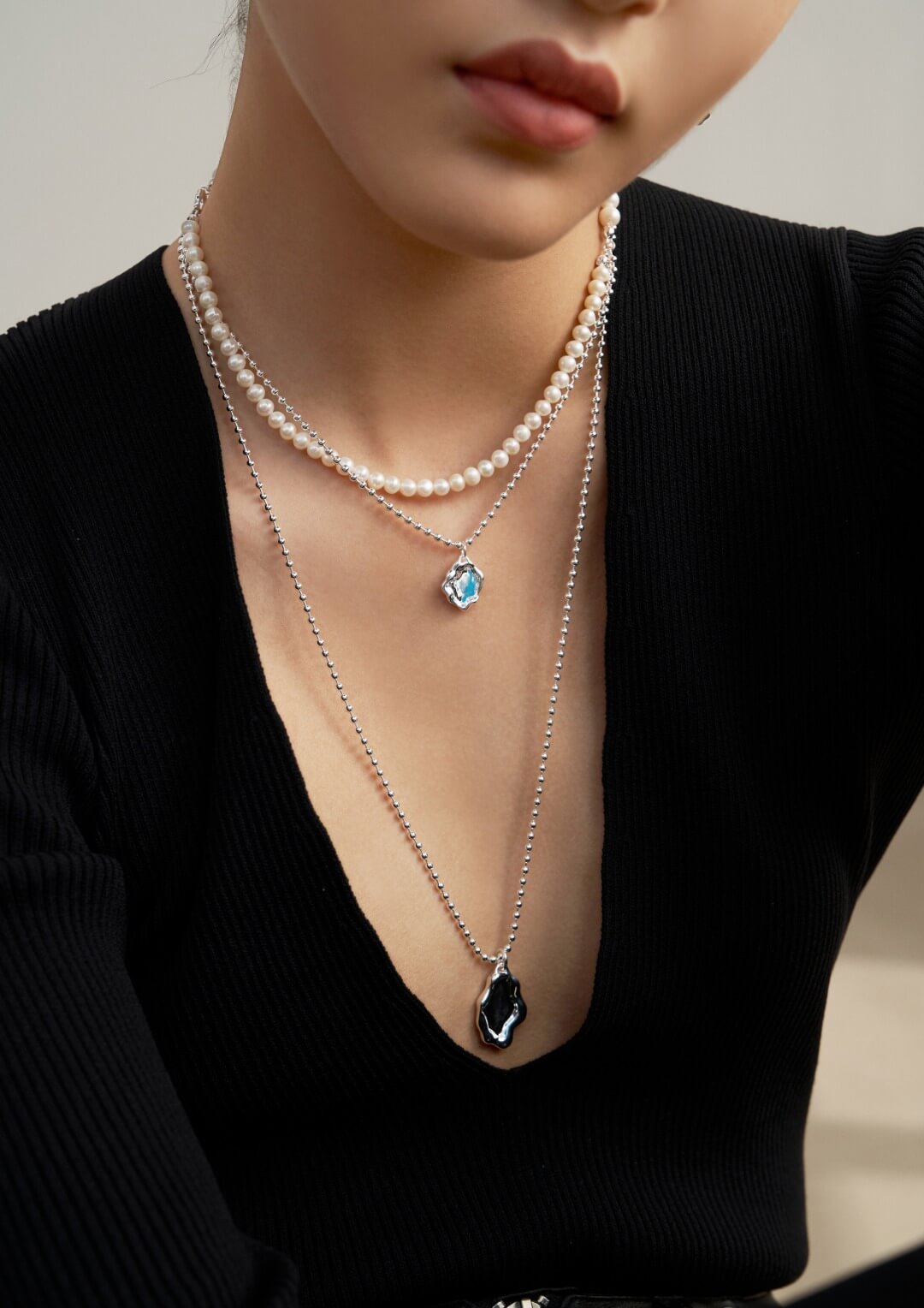 Lilyvot Jewelry Olivia Dainty Long Pendant Necklace_2